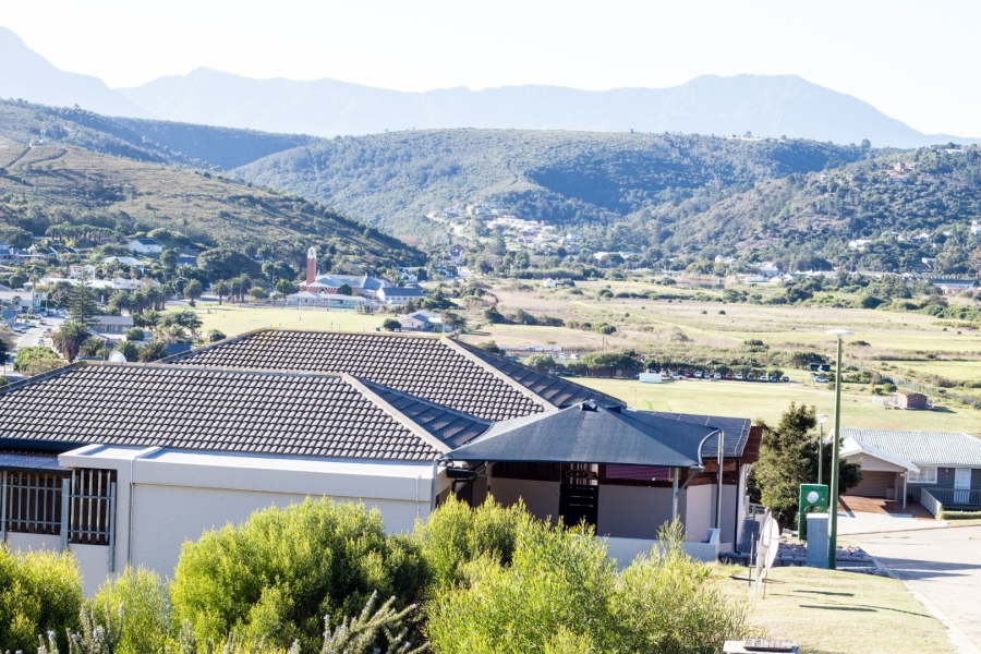  Bedroom Property for Sale in Bergsig Western Cape